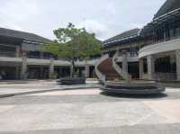 Plaza Lagoi