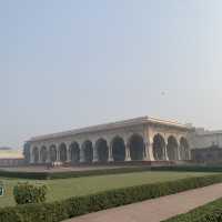 Agra Fort, best for leisure strolls!