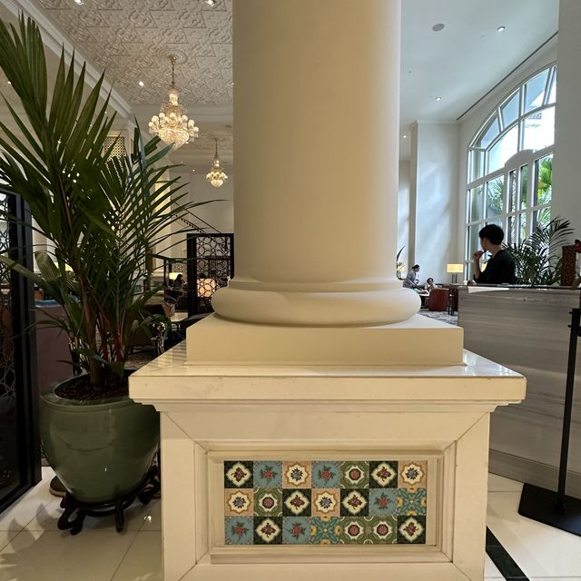 Intercontinental Bugis Architecture 