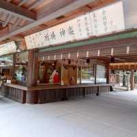 愛知旅行！観光名所「熱田神宮」