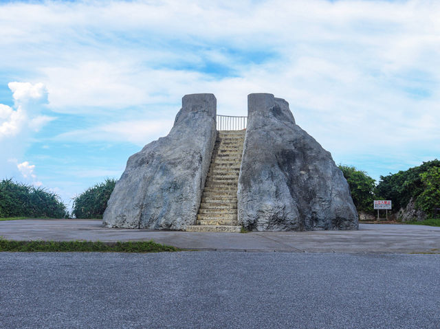 【沖縄県】伊良部島の景観:フナウサギバナタ展望台