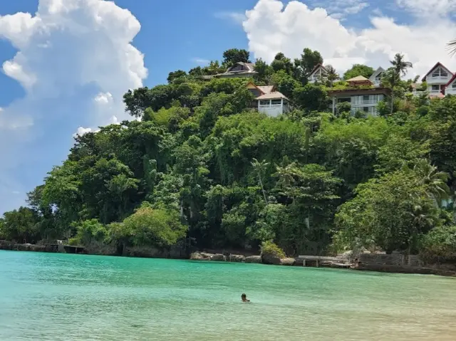 Diniwid Beach