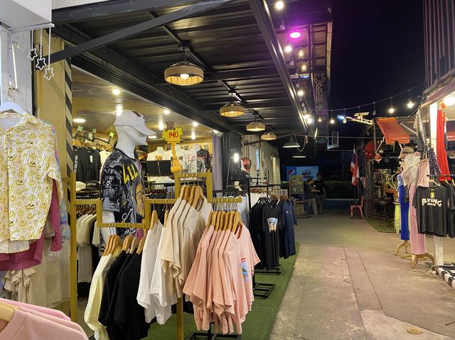 chillva market ถนนคนเดินภูเก็ตที่ไม่ควรพลาด