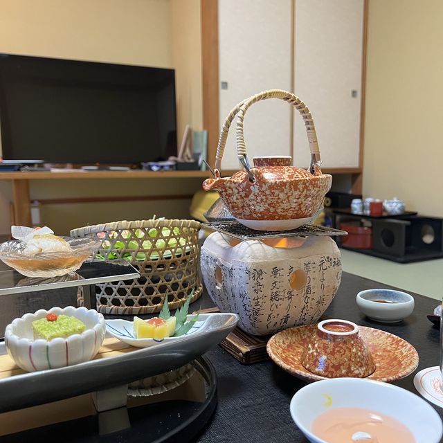 방안에서 즐기는 후지산뷰 가이세키 정찬🍴