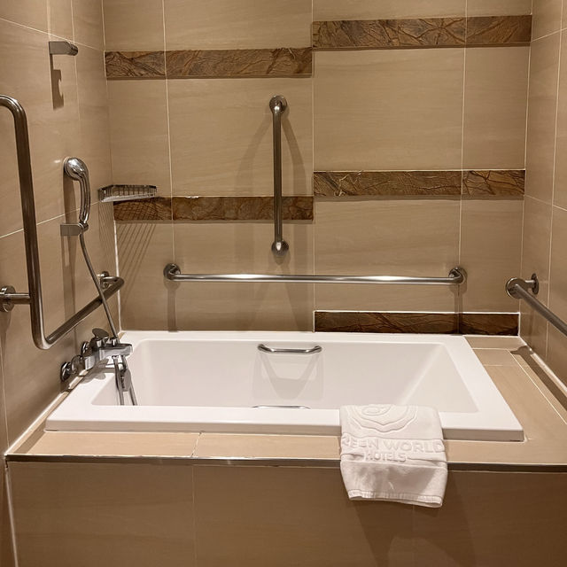 Handicap Friendly Hotel near Taipei Metro