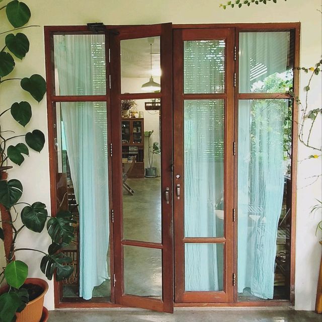 เจอ Stay with Tree Cafe🌿