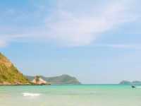 หาดน้ำใส หาดทรายขาวสะอาด 🌴🌴