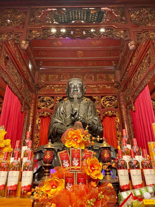 วัดกวานแถ่งห์ (Đền Quán Thánh) 🇻🇳