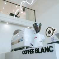 COFFEE BLANC • MANDALUYONG