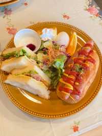 引越して新しくなったグリーンラバーズで早速モーニングを食す