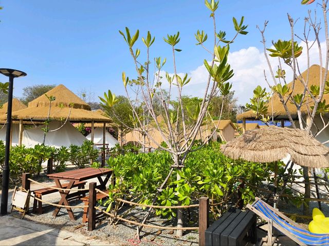 ค่าเฟ่ลับๆหาดส่วนตัว Tiny Island cafe 🏖