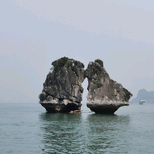 ha Long bay boat trip