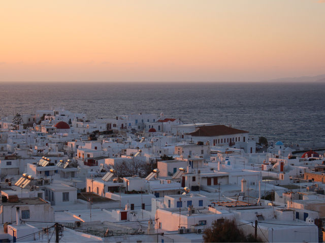 Chasing Sunsets at Mykonos, Greece 🇬🇷 