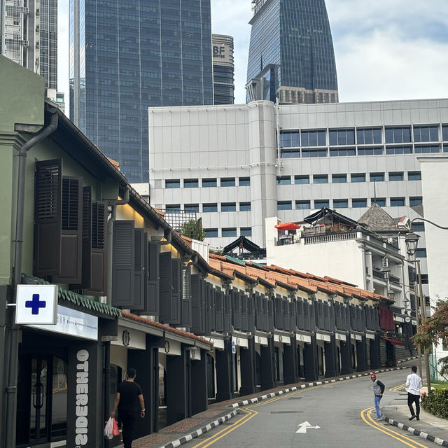 เดินเล่น china town Singapore 