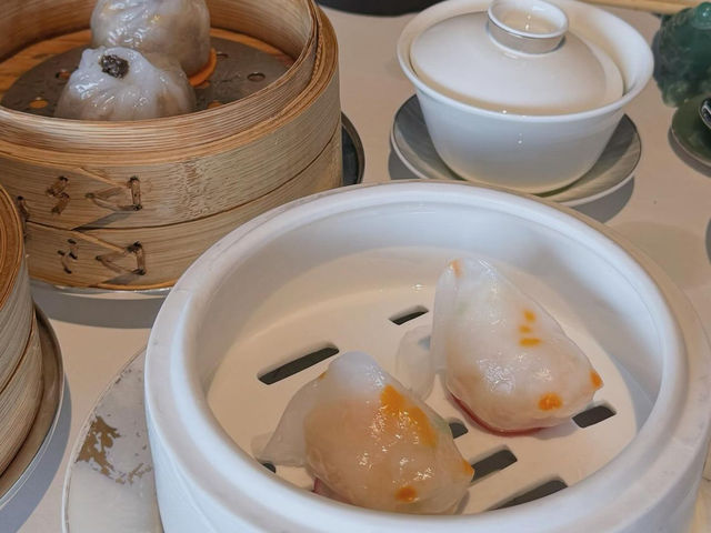 擁有米芝蓮星級和黑珍珠鑽級餐廳美譽的粵菜食府