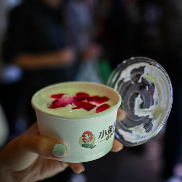 Nanqiang Walking Street: A Hub of Shopping and Culture in Kunming