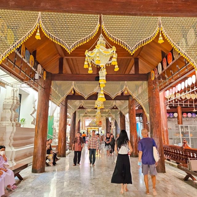 วัดปากน้ำภาษีเจริญกัน