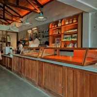 DORE | DONUTS & COFFEE 