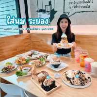 ร้านใส่นม ระยอง มีอาหารคาวและขนมหวาน แนะนำเลย