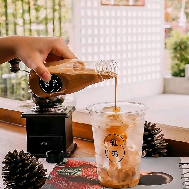 🐉 Hong Di Cafe คาเฟ่สไตล์จีนโมเดิร์น