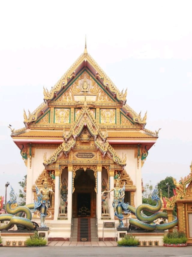 เที่ยวไหว้พระ วัดพระอินทร์แปลง