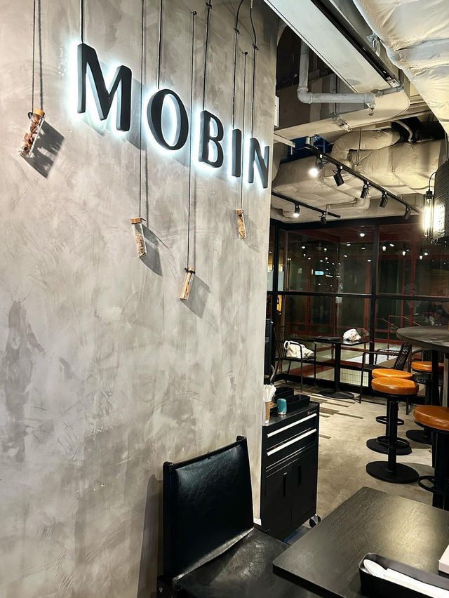 Mobin餐廳：香港旺角洗衣街，口碑佳