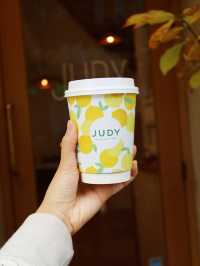 【フランス｜パリ】外観が可愛すぎる、オシャレカフェ🇫🇷JUDY