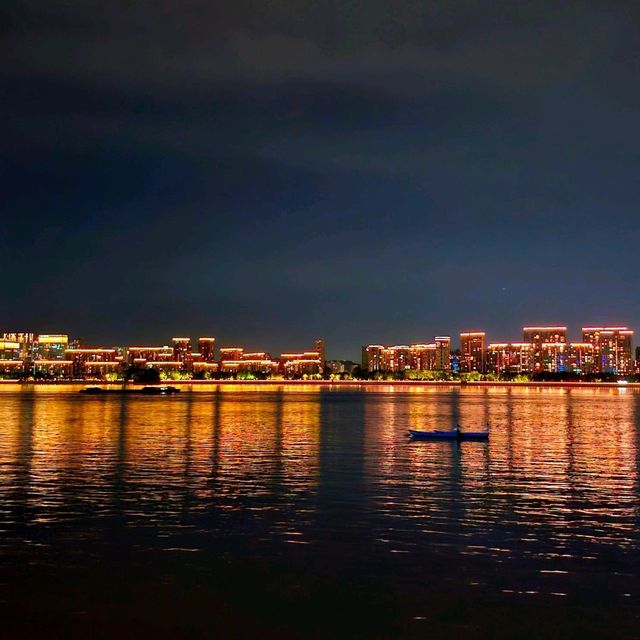 Amazing Qiantang River
