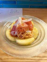 【北九州グルメ】桃の冷製パスタが絶品🍑