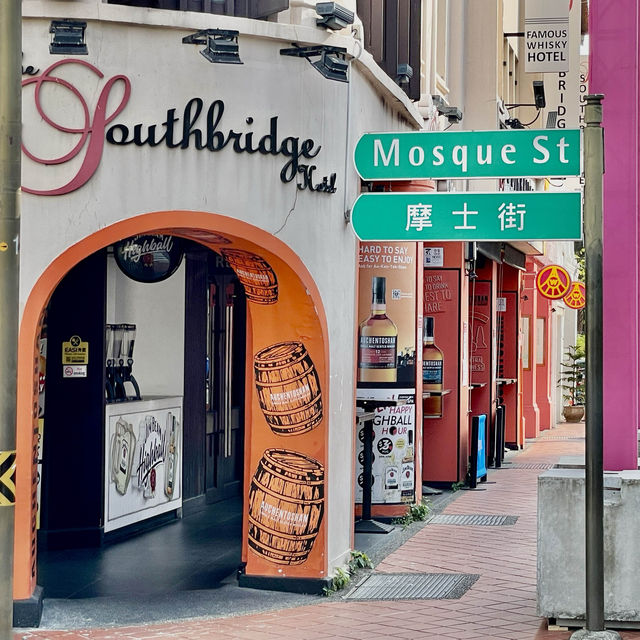 Vibrant Charm of Mosque Street