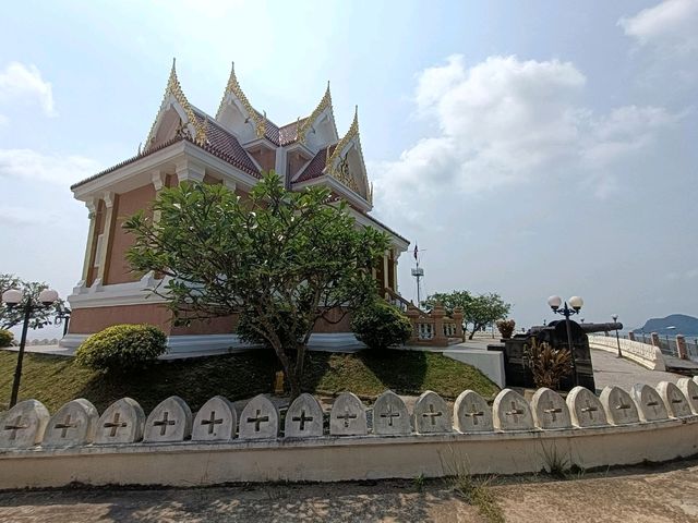 จุชมวิว+ศาลกรมหลวงชุมพร (หัวเขาถ่าน) จ.ชุมพร