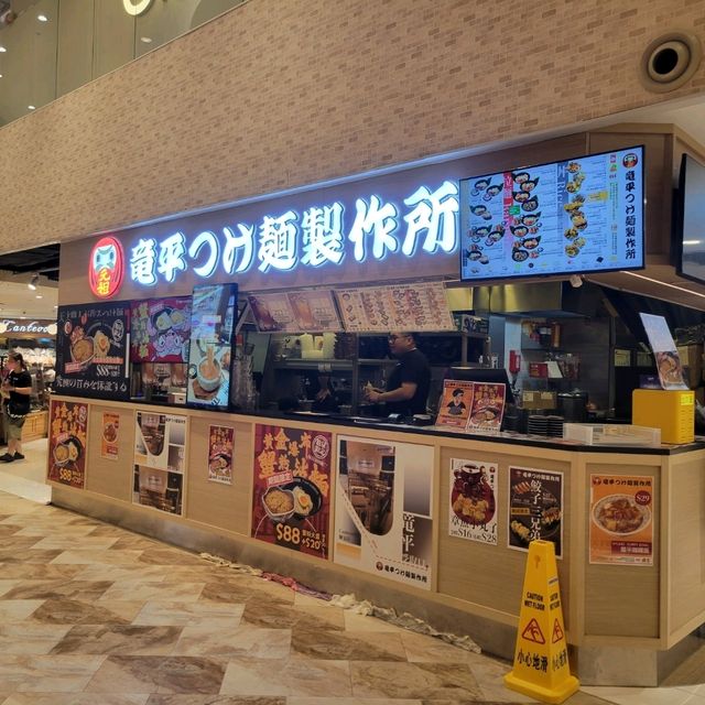 在香港竟然也能吃到平靚正的蟹粉麵🤤