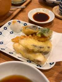 「食堂光」：福岡柳橋連合市場的海鮮丼特色餐廳