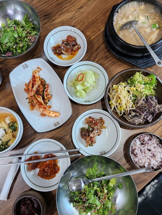 구글평이 좋아서 갔지만 실망했던 홍룡사 밥집, 아래각단