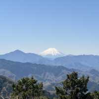 Best day trip hike from Tokyo: Mount Fuji from Mount Takao!