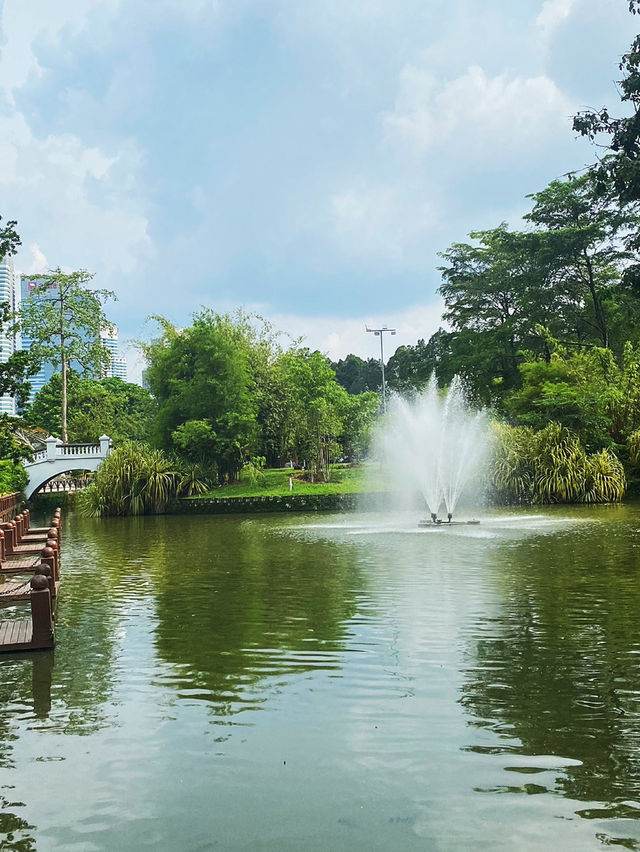 Enjoy the hot weather in the KL garden 🏡🏡