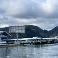 **Langkawi Eagle Dataran: A Symbol of Freedom**