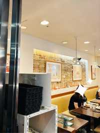 ทานอาหารเช้าที่โรงแรม Sardonyx Ueno