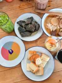 ร้าน..โกเผือกโกดำ