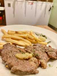 【岩国グルメ旅】お店の中はもぅアメリカなレストラン