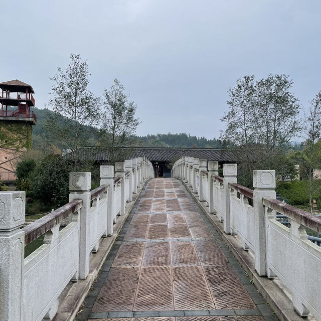 龍南關西圍景區
