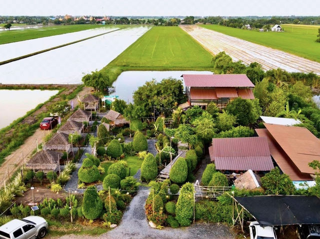 คาเฟ่กลางทุ่งนาวิวสุดปัง คาเฟ่สุดชิล อาหารอร่อย