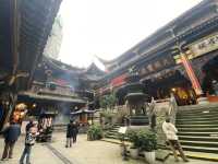 Luohan Temple วัดเก่าแก่กลางเมืองฉงชิ่ง