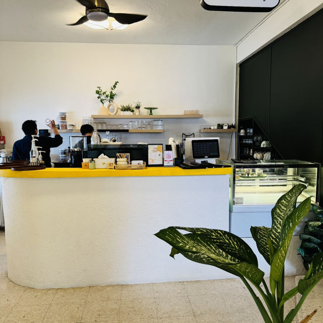 A Splash of Sunshine at Yello Cafe
