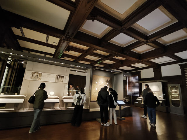 Shanghai History at Shanghai History Museum