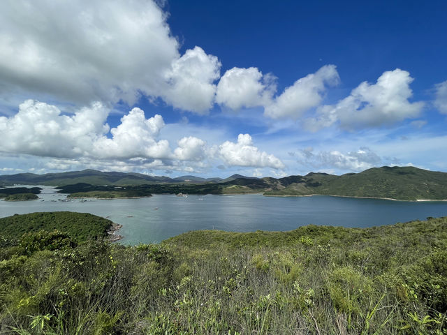 🌊💕 情侶們，快來探索西貢橋咀島的浪漫之旅吧！