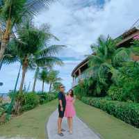"Tropical Escape: Sun, Sea, and Serenity!"