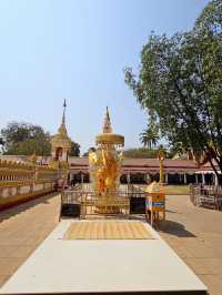 ไหว้พระ ขอพร วัดพระธาตุพนม