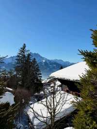 ❄️ Skiing in Gstaad: Alpine Elegance Meets Winter Adventure 🎿🏔️