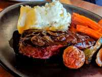 Cook Saddle Cafe & Saloon 福克斯冰川腳下的美墨餐廳